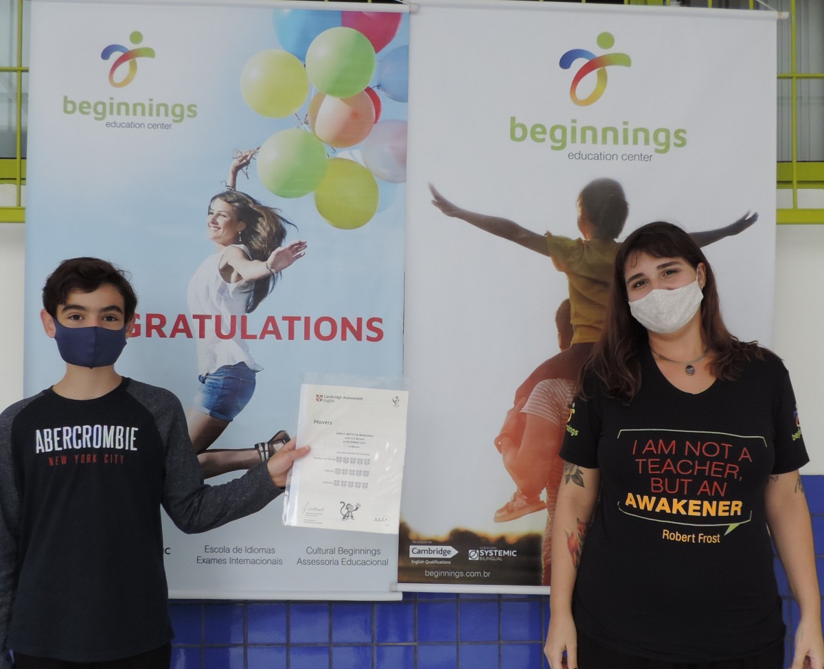 Entrega do Certificado dos Exames de Cambridge - Beginnings - Curso de idiomas - 2019